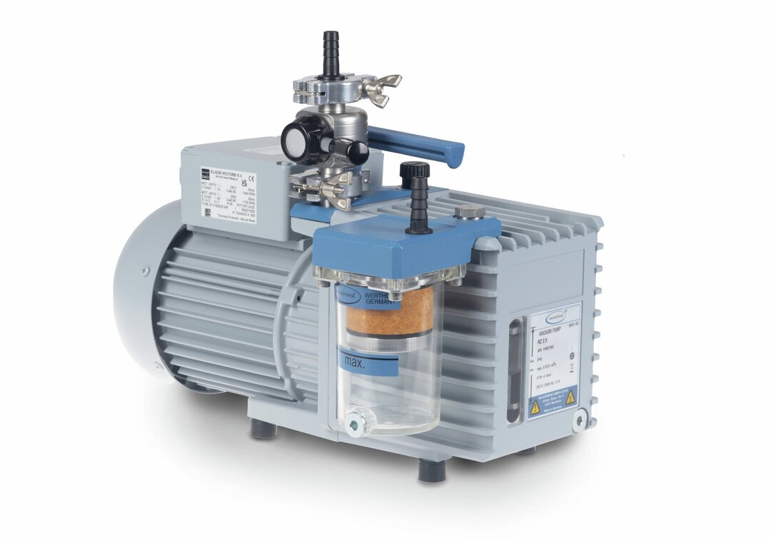 Rotary vane pump package RZ 2.5with oil mist filter andbutterfly valve VS 16,230 V / 50-60 Hz, UK mains cable***Replaces item number 20698058***