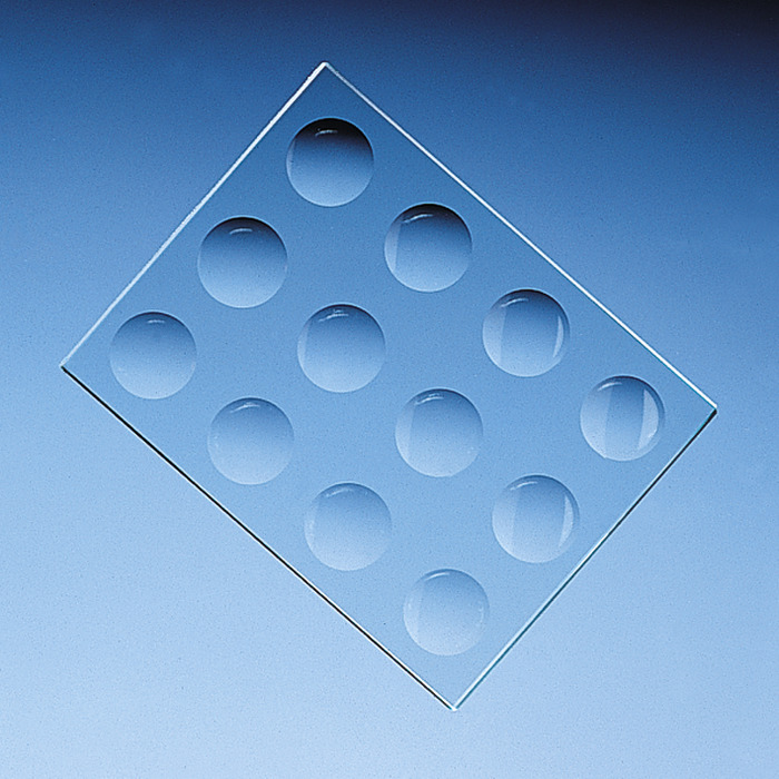 Spotting tile, soda-lime glass