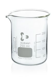 Beakers, short form, Boro 3,3, graduated, with spout