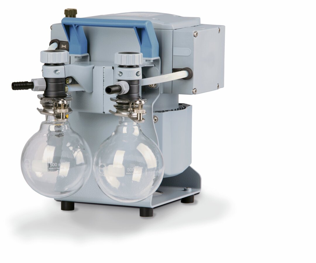 Chemistry vacuum system MZ 2C NT + 2 AK, two stage,certification (NRTL): C/US,230 V/50-60 Hz, UK/IN mains cable