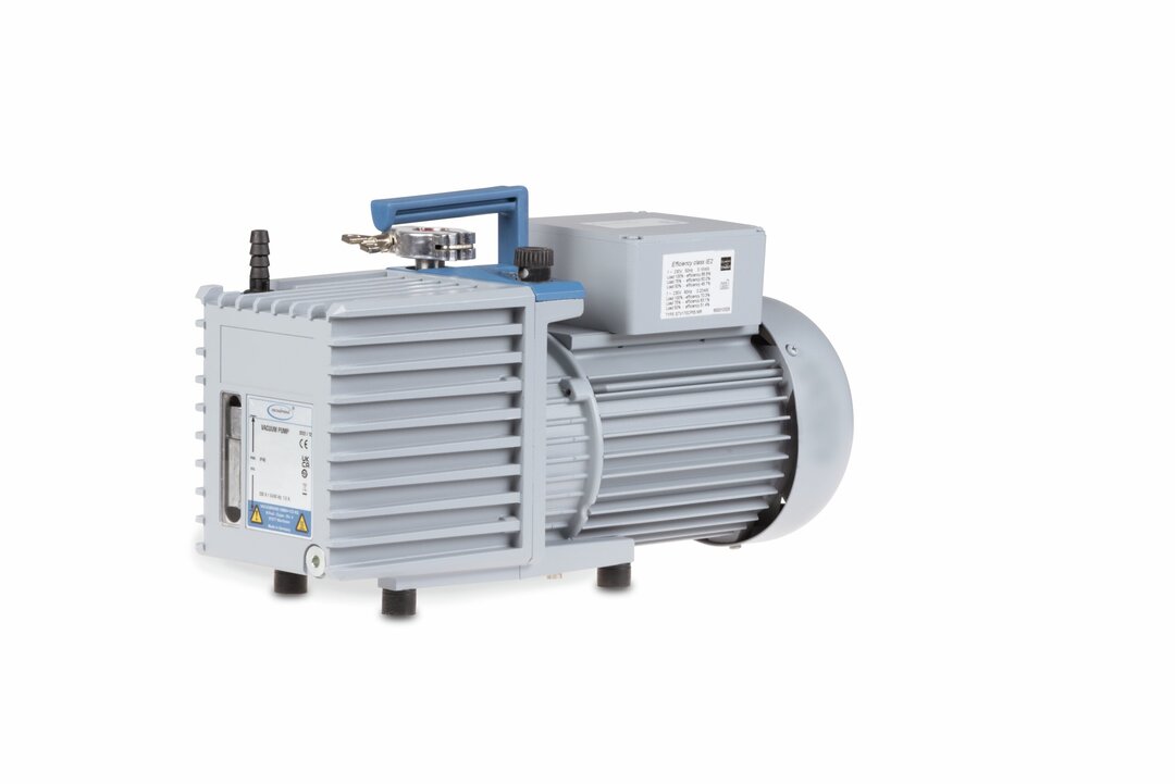 Rotary vane pump RZ 6, two stage230 V / 50-60 Hz, UK/IN mains cable***Replaces item number 20698132***